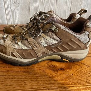 Merrill Hiking Shoe